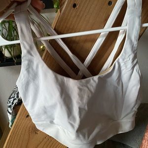 Lululemon white energy bra size 8